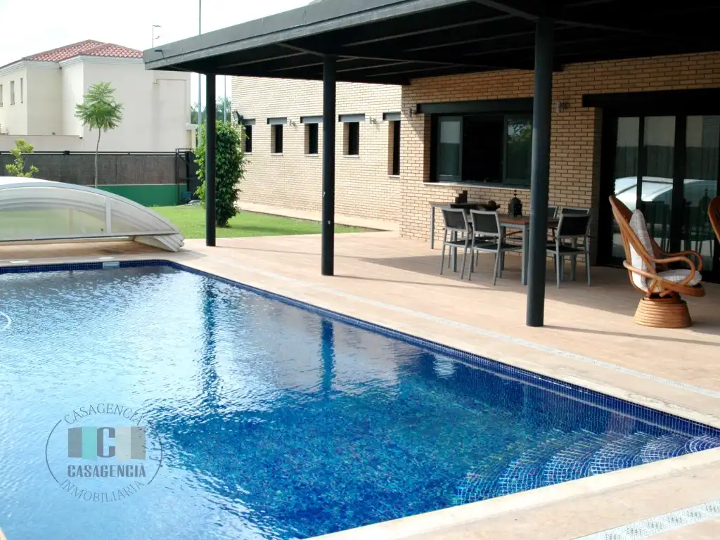 Casa o chalet en venta en Via Augusta, Les Alqueries / Alquerías del Niño Perdido