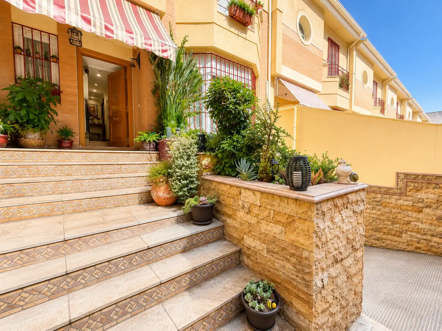 Casa adosada en venta en Málaga con Aire acondicionado, Calefacción y Terraza