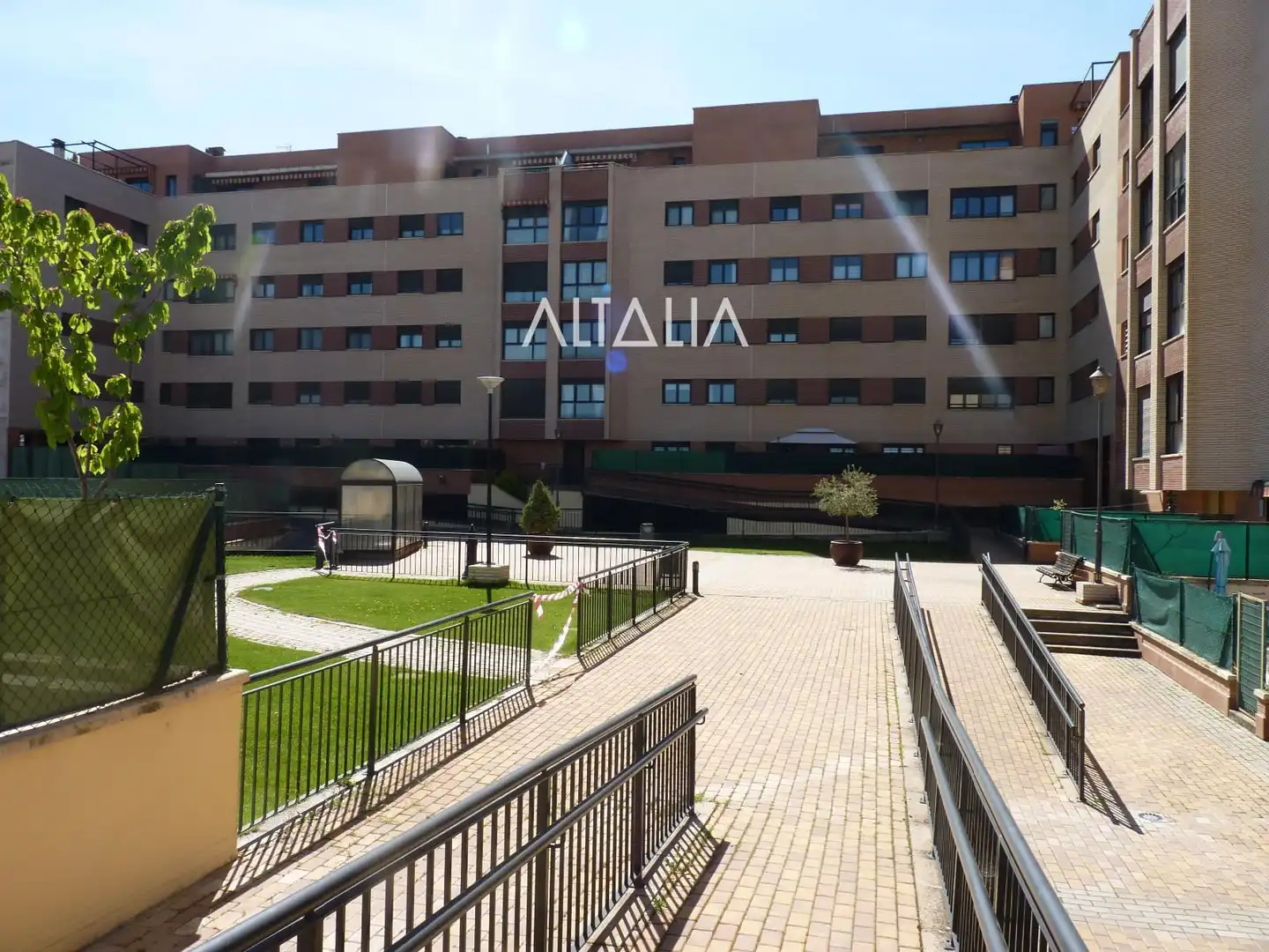 Vista exterior de Pis en venda en Cuenca amb Calefacció, Traster i Piscina