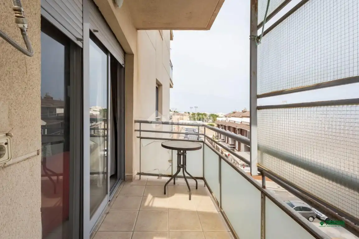 Terraza de Piso en venta en Almería con Amueblado