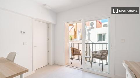 Photo 3 of Flat to rent in Almendrales, Madrid
