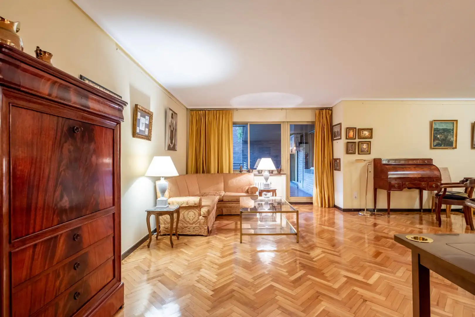 Sala de estar de Piso en venta en Zaragoza con Calefacción, Terraza y Balcón