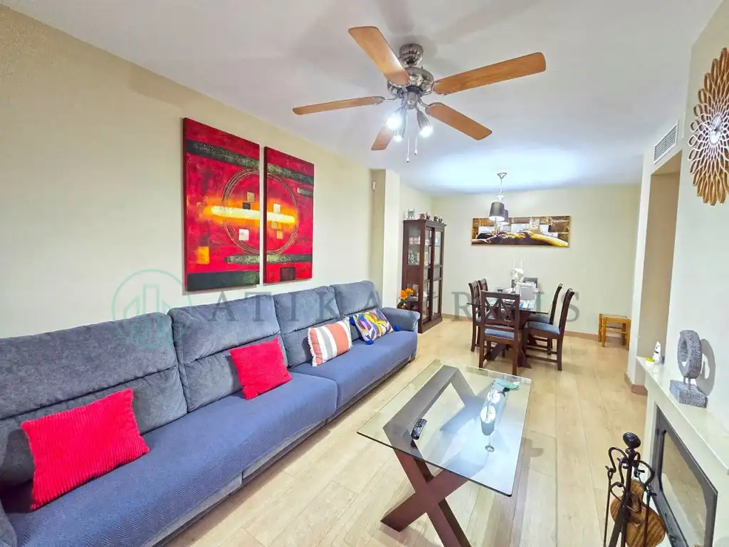 Living room of Houses for sale in Málaga  with Air Conditioner and Terrace