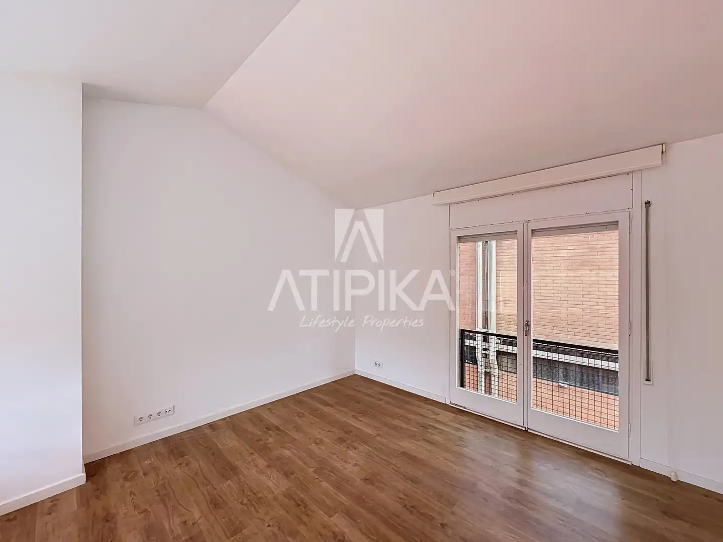 Dormitori de Àtic en venda en Barcelona amb Aire condicionat, Calefacció i Parquet