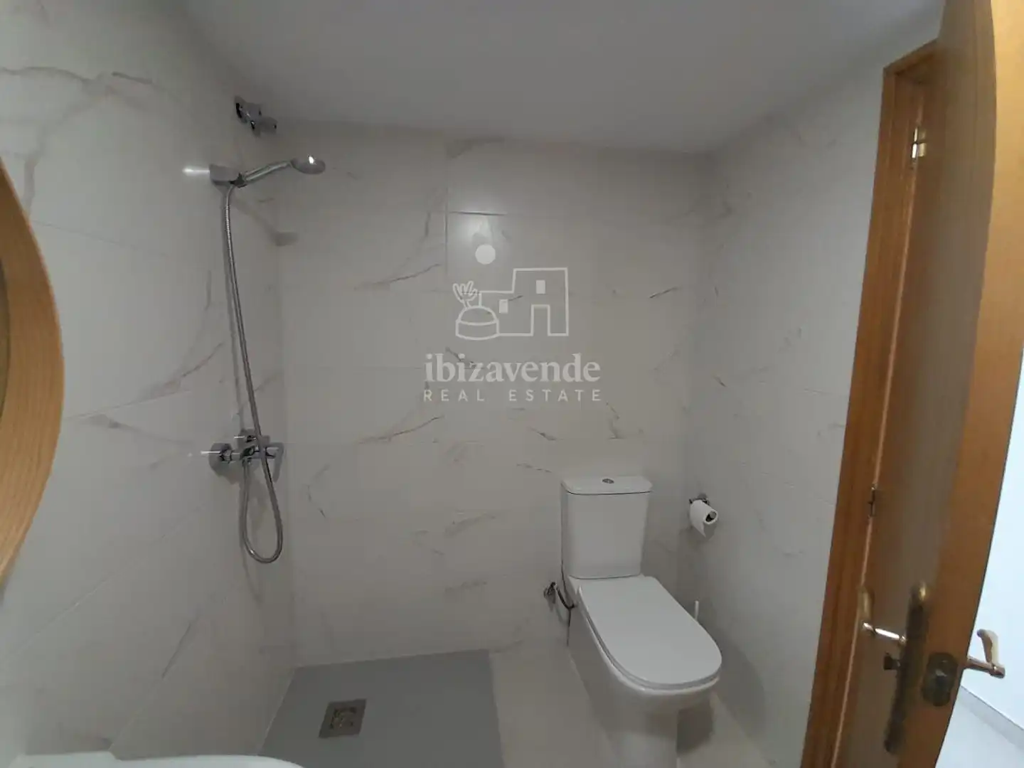 Baño de Piso en venta en Sant Josep de sa Talaia con Aire acondicionado, Calefacción y Terraza