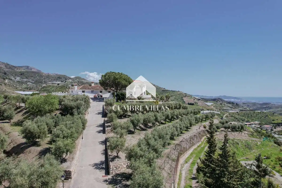 Casa rústica amb jardí en venda a Ítrabo, imagen 58