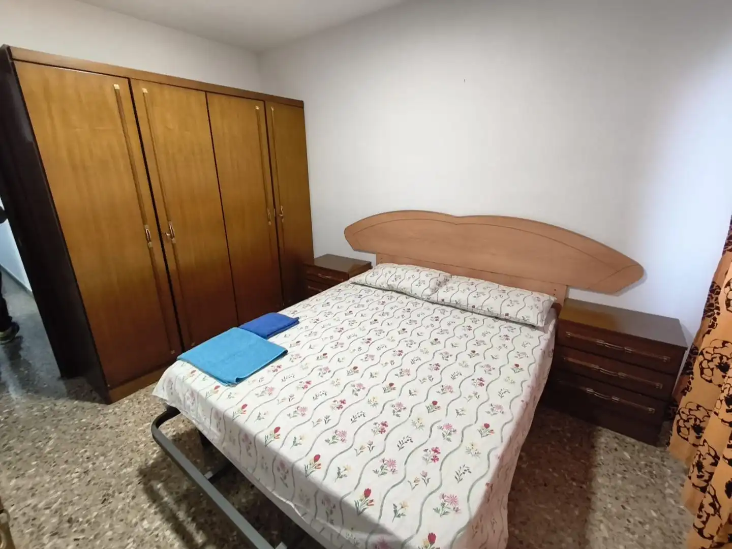 Bedroom of Flat for rent in El Rabal