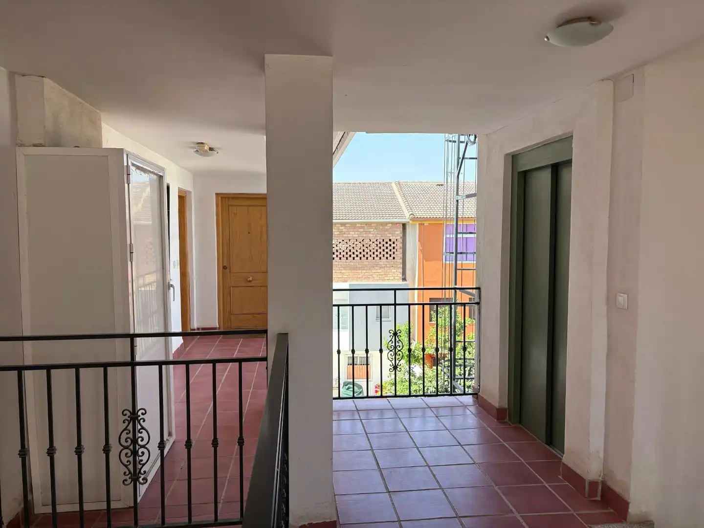 Terrassa de Pis en venda en Las Gabias amb Moblat i Balcó