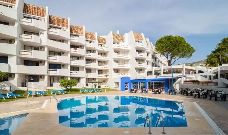Piscina de Apartament en venda en Alcalà de Xivert amb Aire condicionat, Terrassa i Balcó