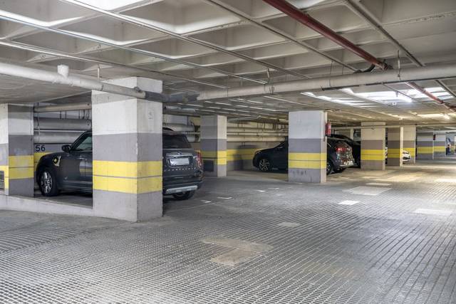 Garaje en Alquiler en  CALLE DOCTOR FERRAN, 11 en Pedralbes