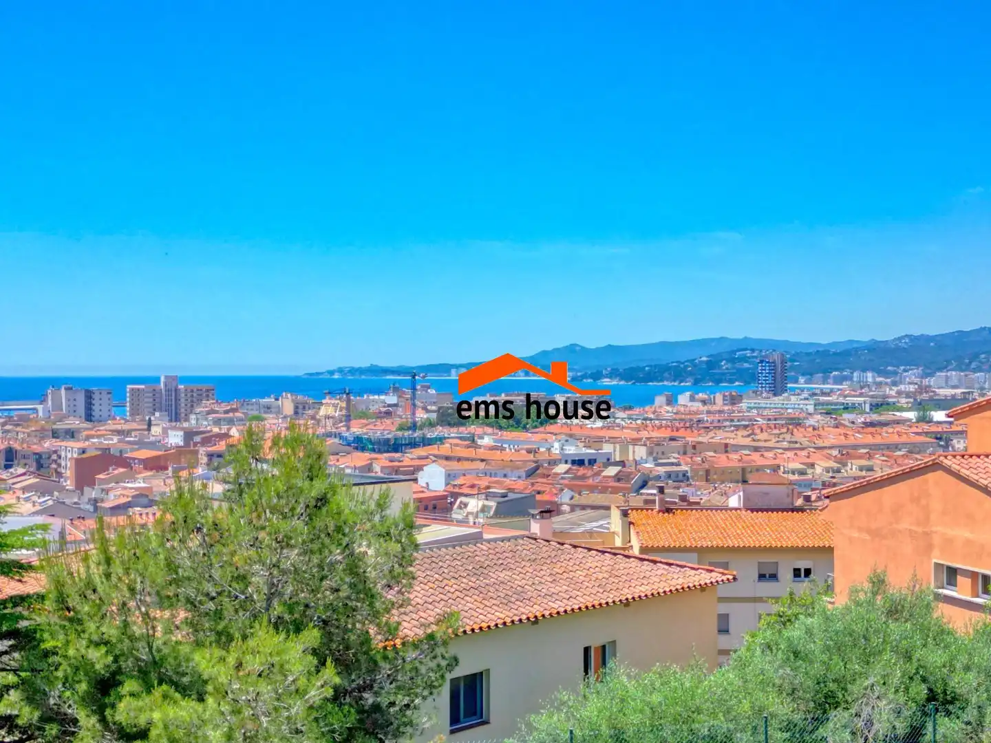 Apartamento en venta en Palamós con Terraza y Piscina comunitaria