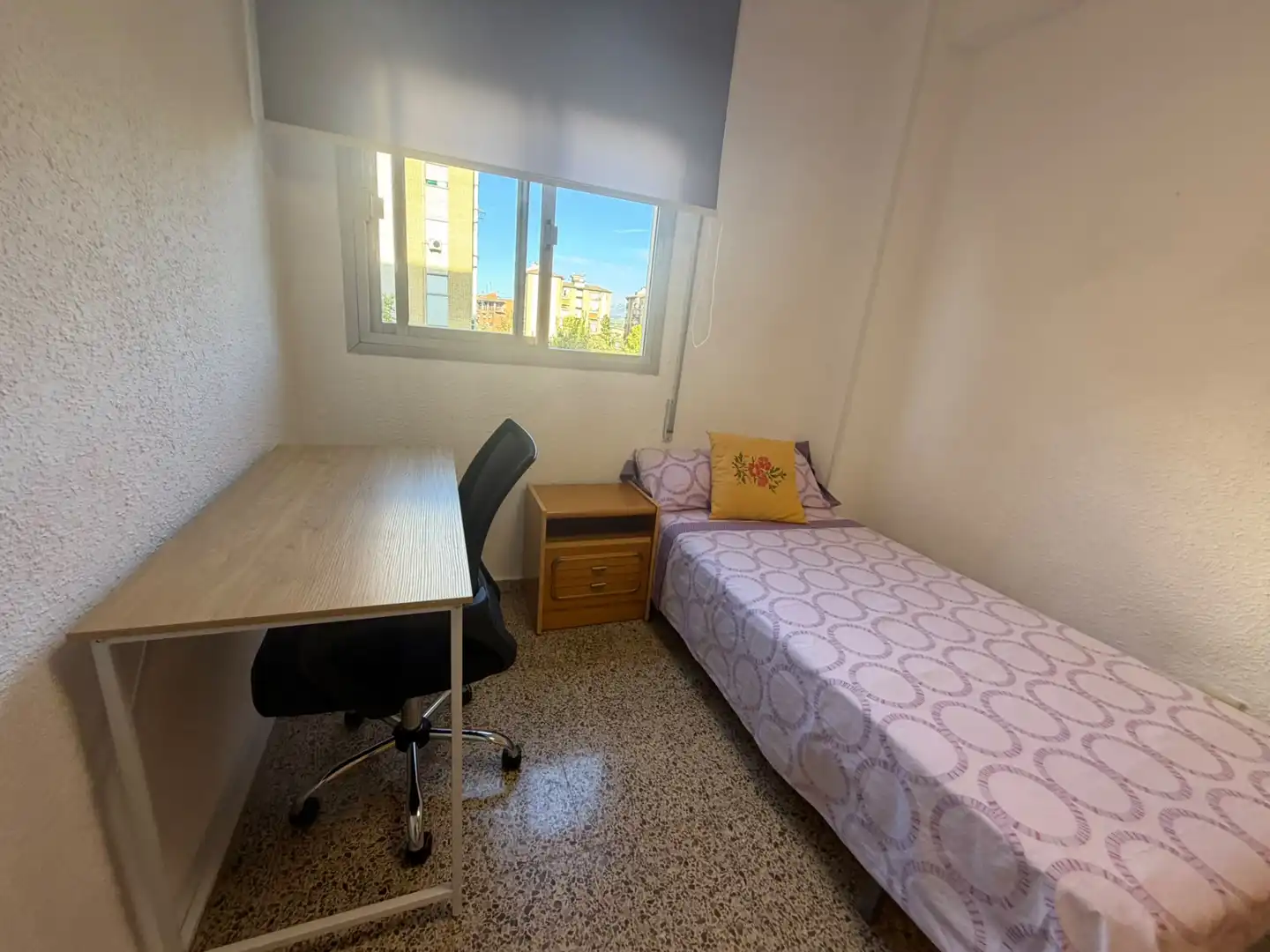 Flat with terrace to rent in Calle Santa María del Valle 17, imagen 35