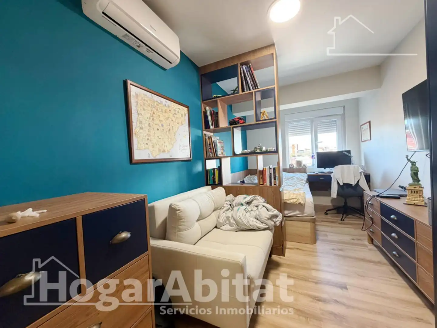 Bedroom of Flat for sale in Sagunto / Sagunt  with Air Conditioner and Parquet flooring