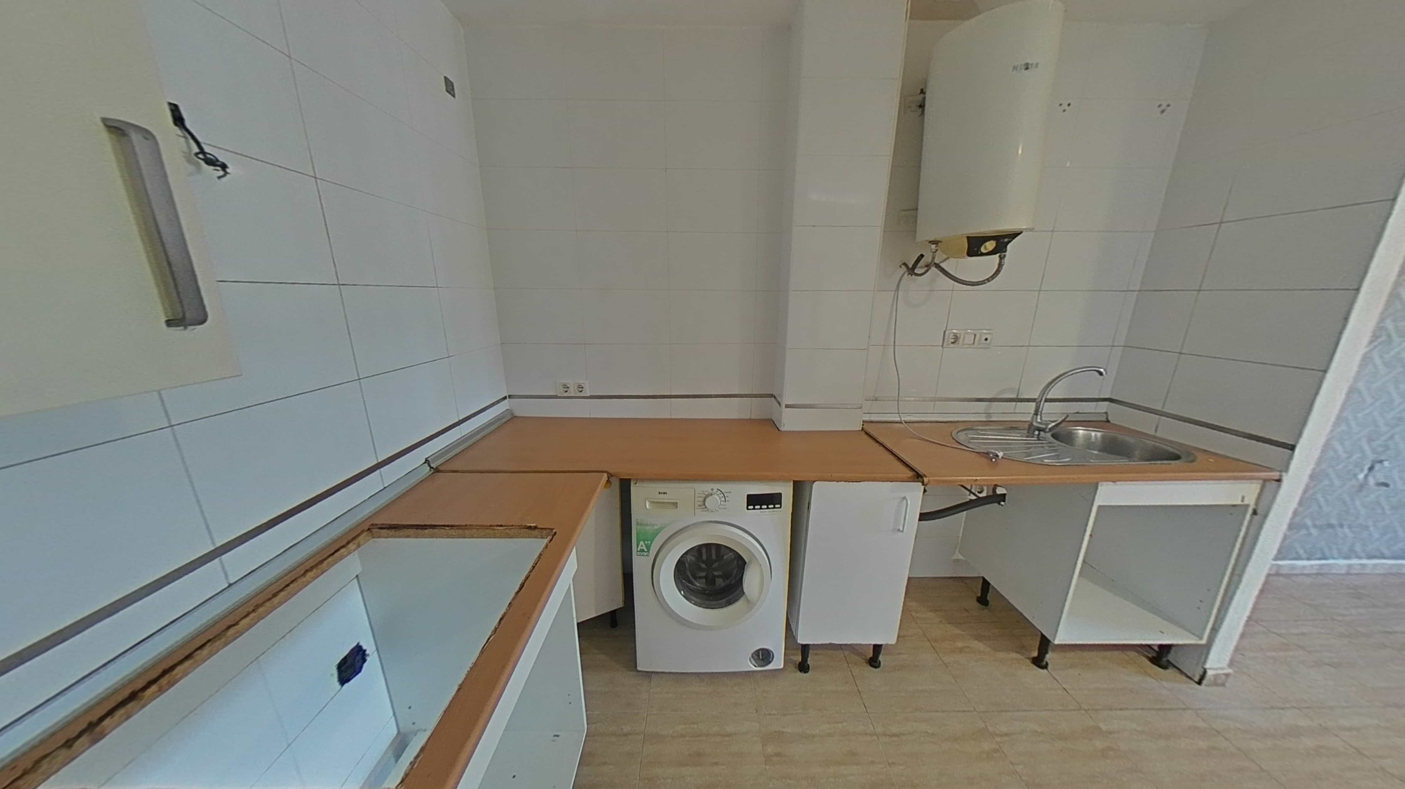 Kitchen of Flat for sale in Lepe