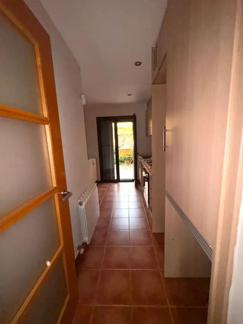 Adossat amb terrassa en venda a Carrer de Can Vinyes, imagen 7