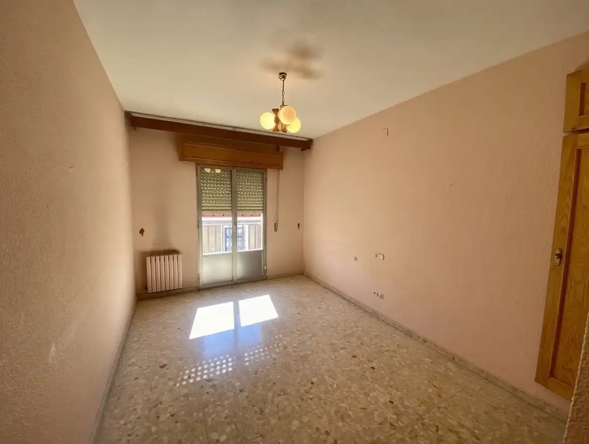 Habitación de Piso en venta en Daimiel con Aire acondicionado, Calefacción y Parquet