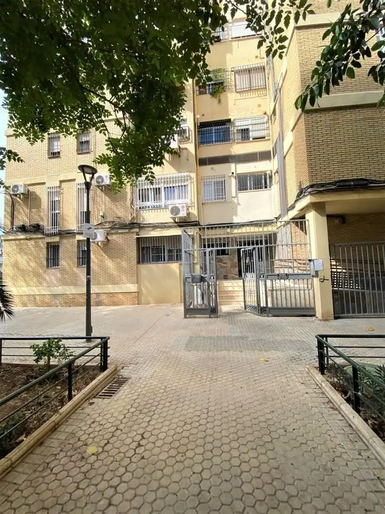 Piso de alquiler en Juan XXIII - Rochelambert