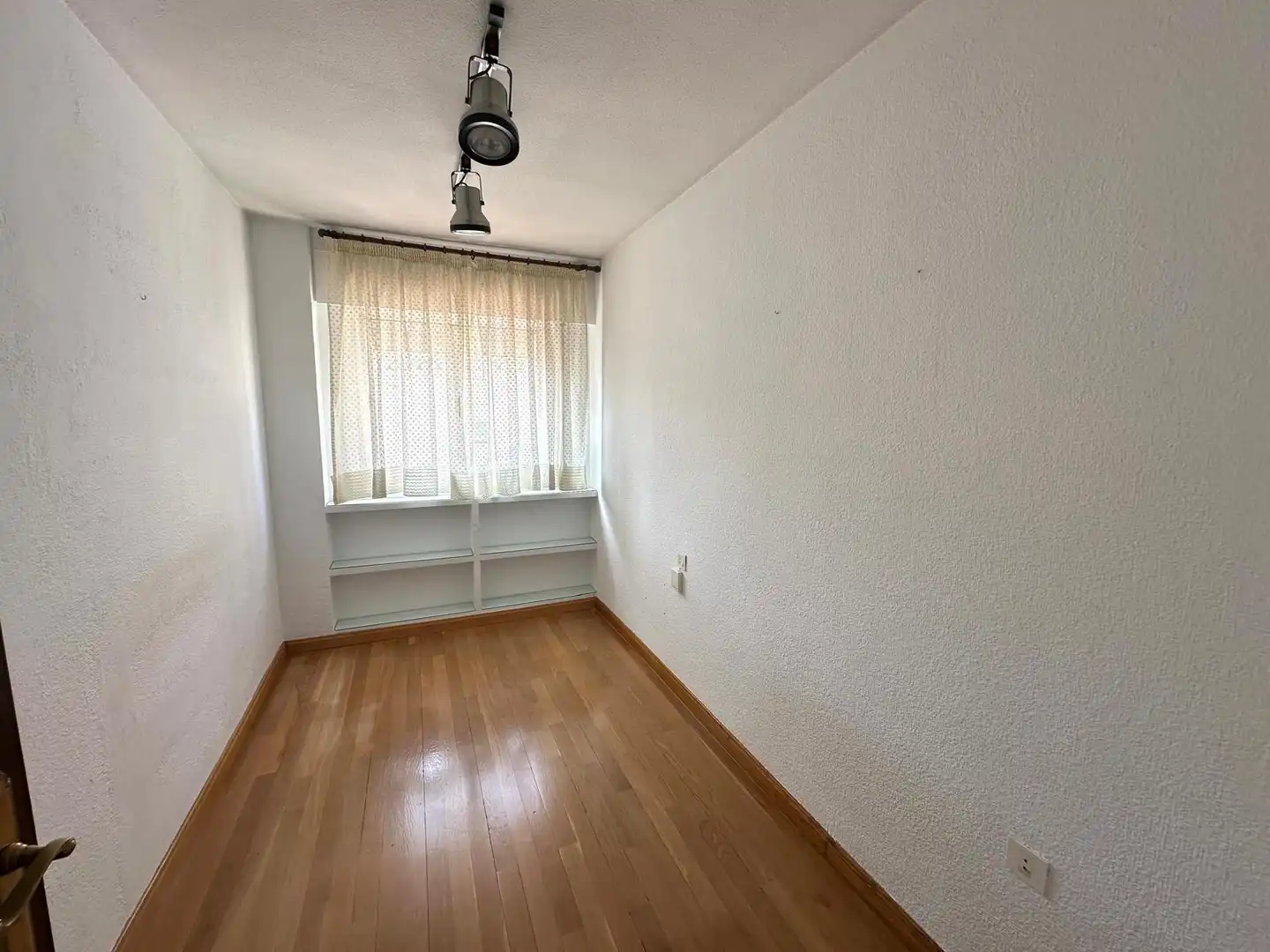 Habitación de Piso de alquiler en Granada con Aire acondicionado, Calefacción y Terraza