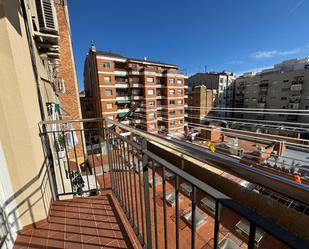 Exterior view of Flat to rent in  Barcelona Capital  with Balcony