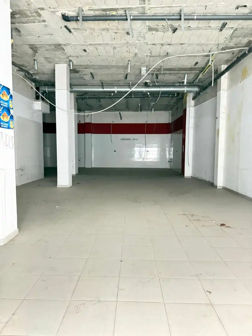 Local comercial en venda a Centre Històric, imagen 2