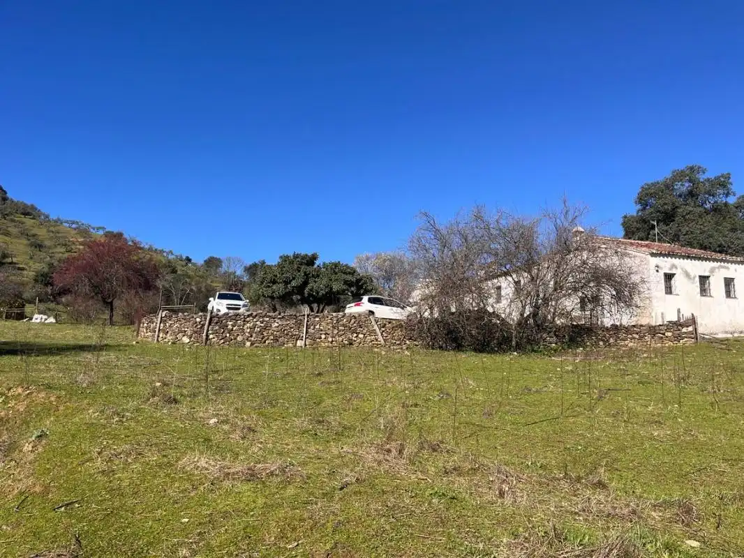 Casa rústica amb terrassa en venda a Cazalla de la Sierra, imagen 21
