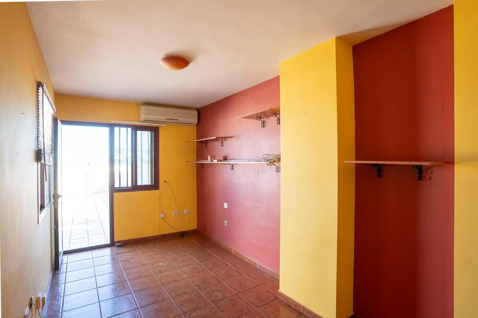 Edificio en venta en San Cristóbal de la Laguna con Alarma