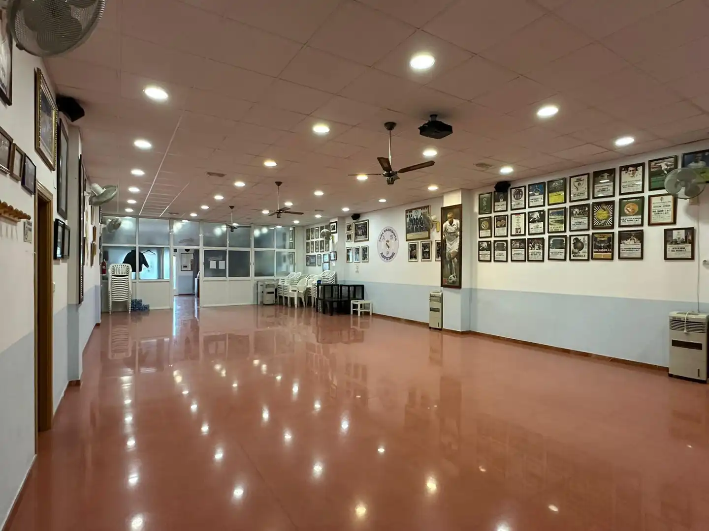Locale commerciale in vendita a Aspe Centro
