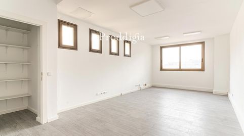 Foto 2 von Büro zum Verkauf in Passatge de Vicent Martín, La Maternitat i Sant Ramon, Barcelona Capital
