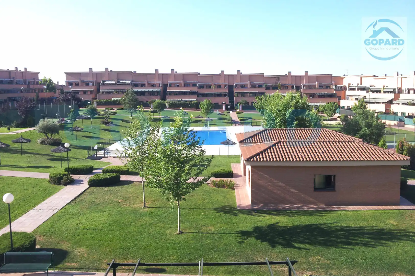 Jardí de Garatge de lloguer en Villanueva de la Cañada