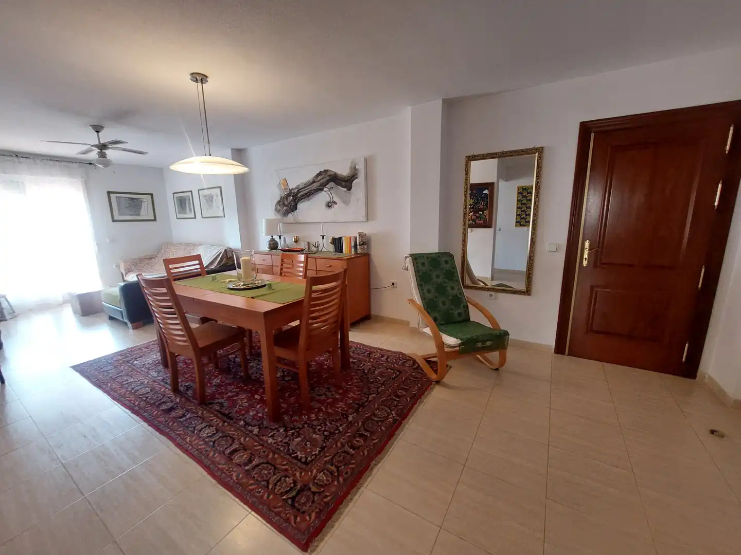 Sala d'estar de Pis de lloguer en Roquetas de Mar amb Aire condicionat, Calefacció i Terrassa