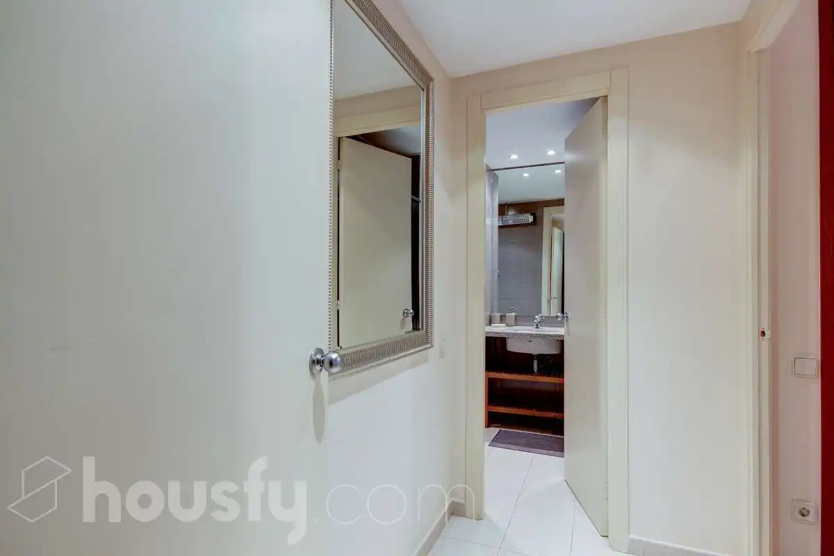 Bathroom of Flat for rent in El Coll