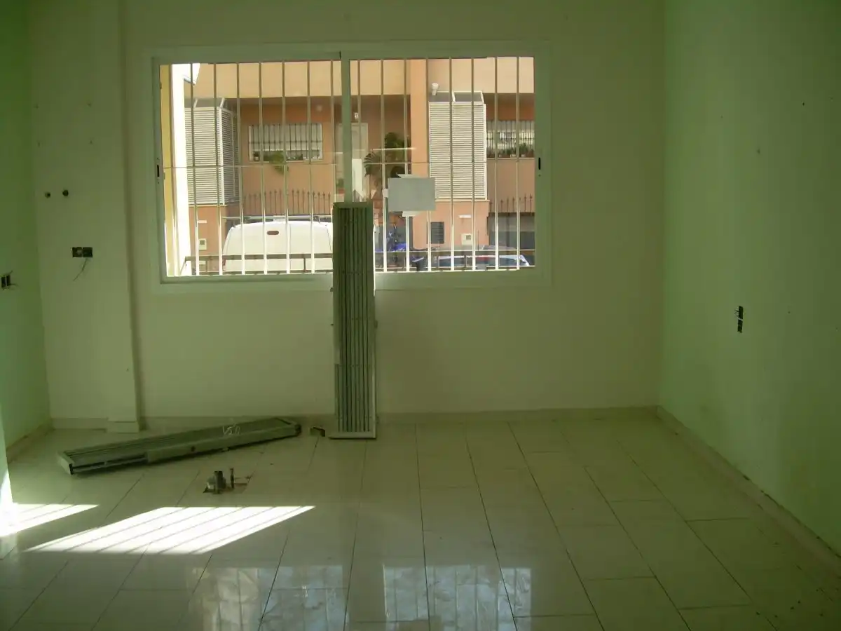 Business premises for sale in La Hispanidad - Verdeluz, imagen 4