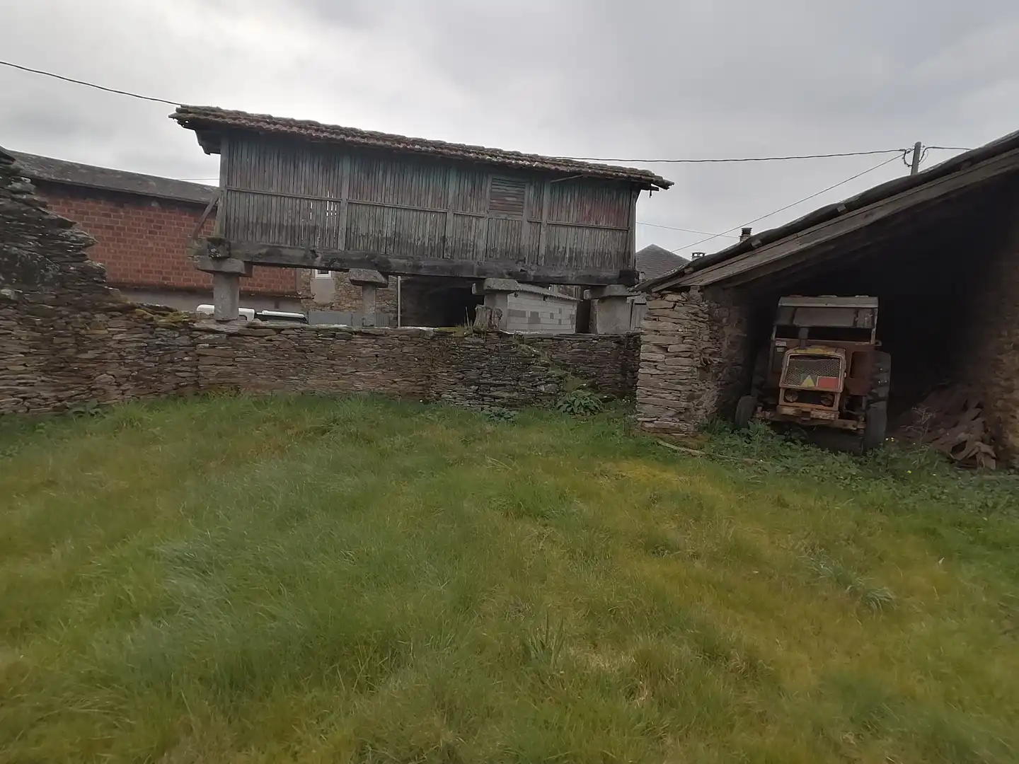 Casa rústica amb jardí en venda a Taboada, imagen 5