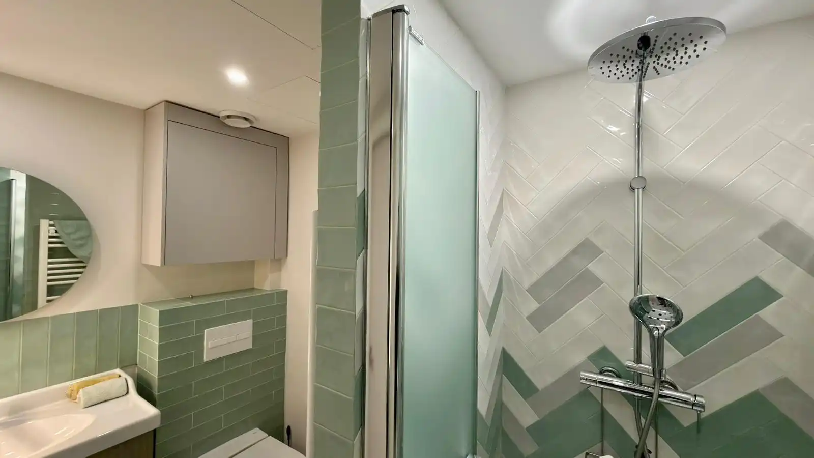 Baño de Casa o chalet en venta en Alicante / Alacant con Aire acondicionado, Calefacción y Jardín privado