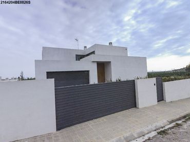 Villa mit Pool zum Verkauf in C/ de les Eres