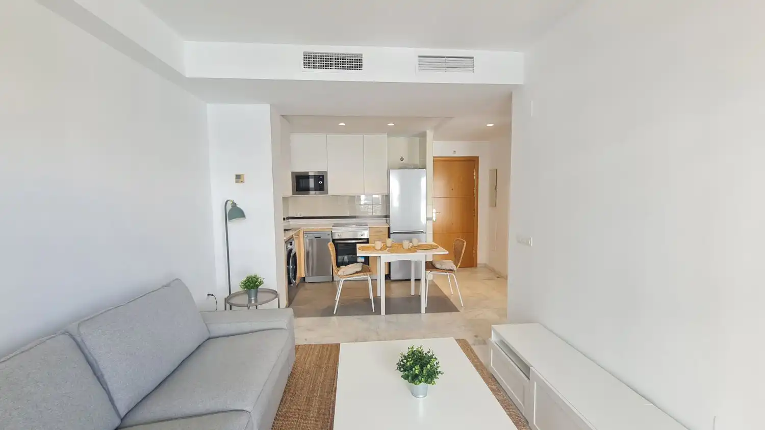 Living room of Flat for rent in Málaga  with Air Conditioner, Heating and Terrace