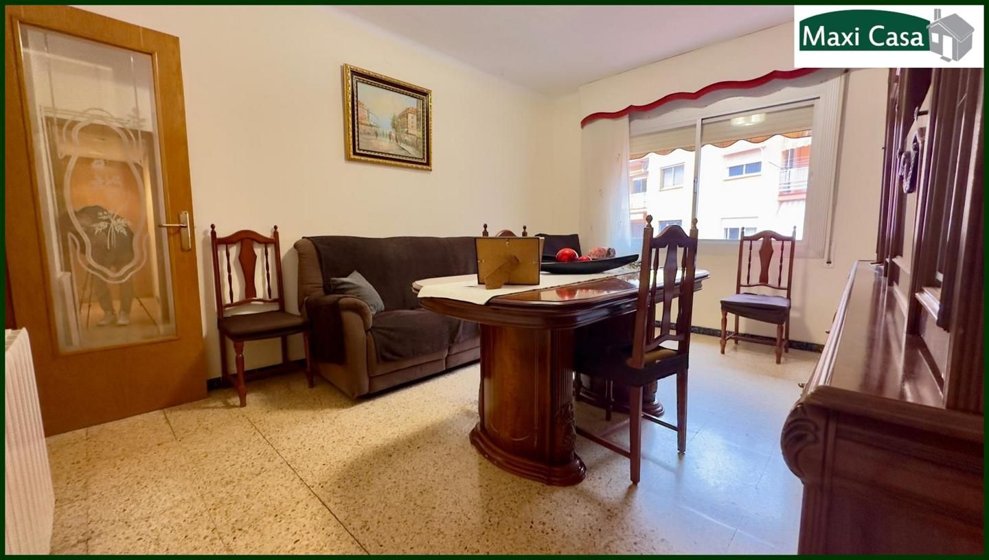 Sala de estar de Piso en venta en Sant Joan Despí con Aire acondicionado y Calefacción