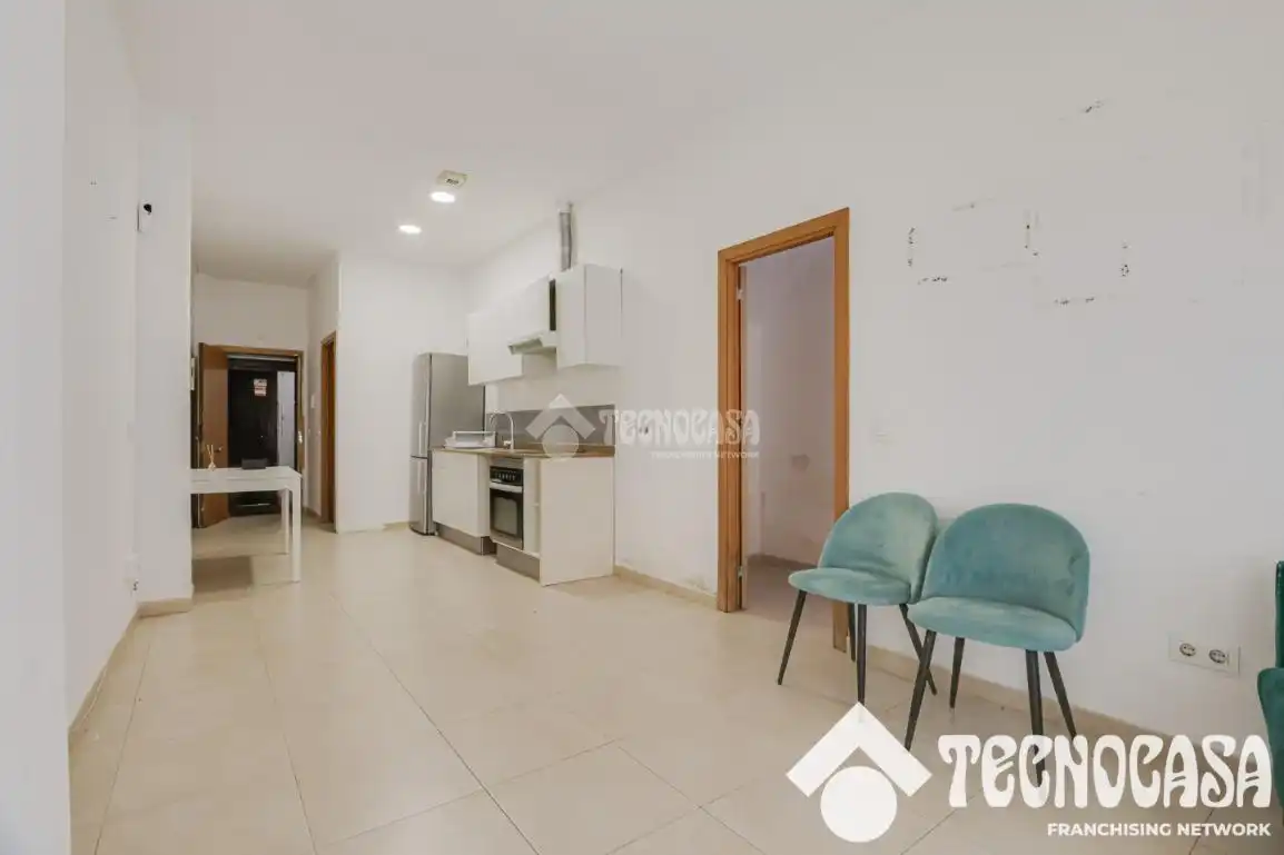 Bedroom of Buildings for sale in Barcelona