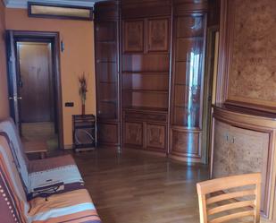 Living room of Flat for sale in  Barcelona Capital  with Air Conditioner, Parquet flooring and Oven