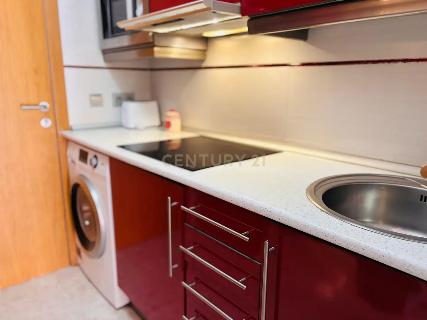 Cocina de Apartamento de alquiler en Calpe / Calp con Aire acondicionado, Lavadora y Microondas