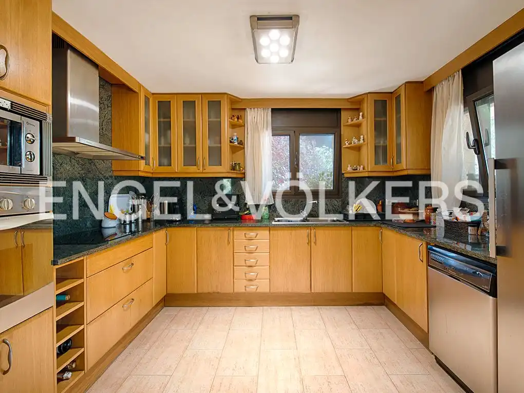 Küche von Haus oder Chalet zum Verkauf in Mollet de Peralada mit Heizung, Terrasse und Abstellraum