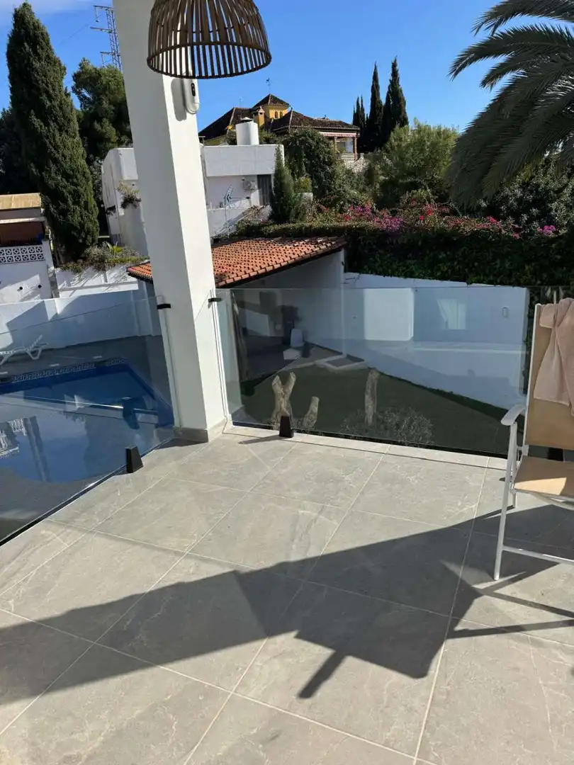 Piscina de Casa o chalet en venta en Rincón de la Victoria con Aire acondicionado, Calefacción y Terraza