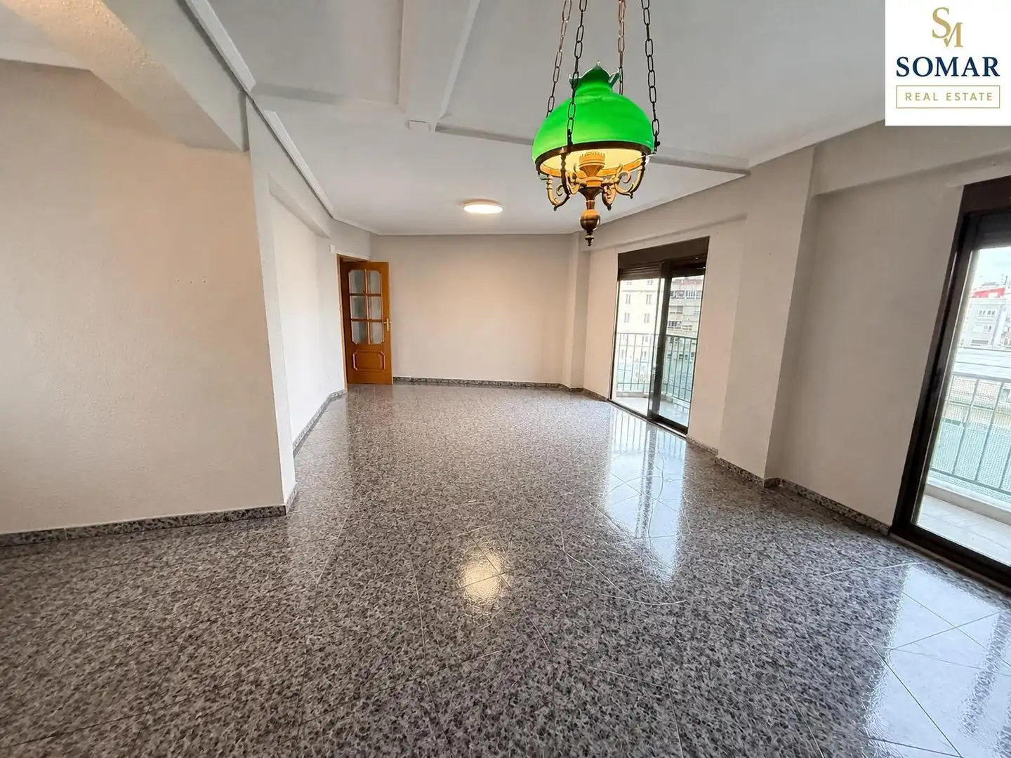 Sala de estar de Piso en venta en Valencia con Aire acondicionado y Balcón