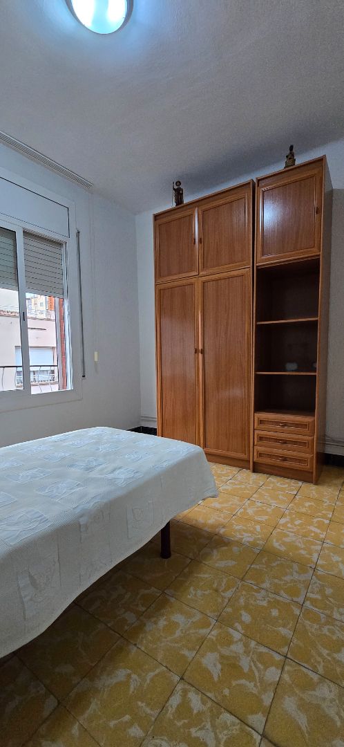Piso en venta en Carrer de Pi i Gibert, Llefià, Artigues - Llefià