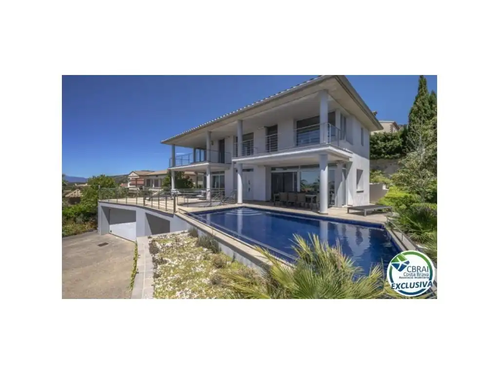 Detached house with pool for sale in Carrer d'Alemanya 74, imagen 9