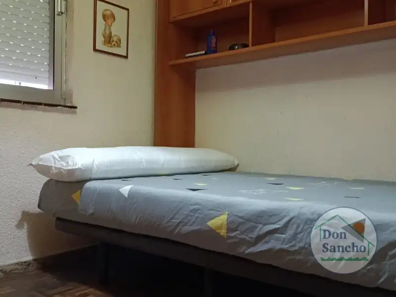 Habitación de Piso en venta en Valladolid con Calefacción