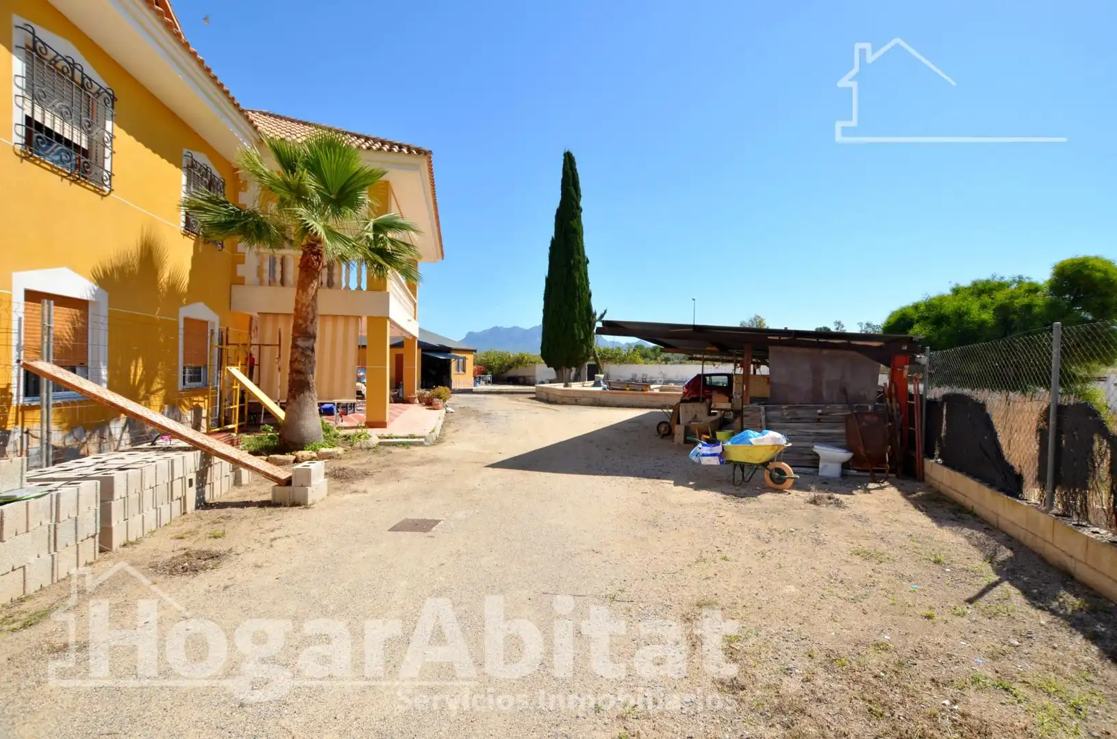 Außenansicht von Haus oder Chalet zum Verkauf in Mutxamel mit Heizung, Privatgarten und Terrasse