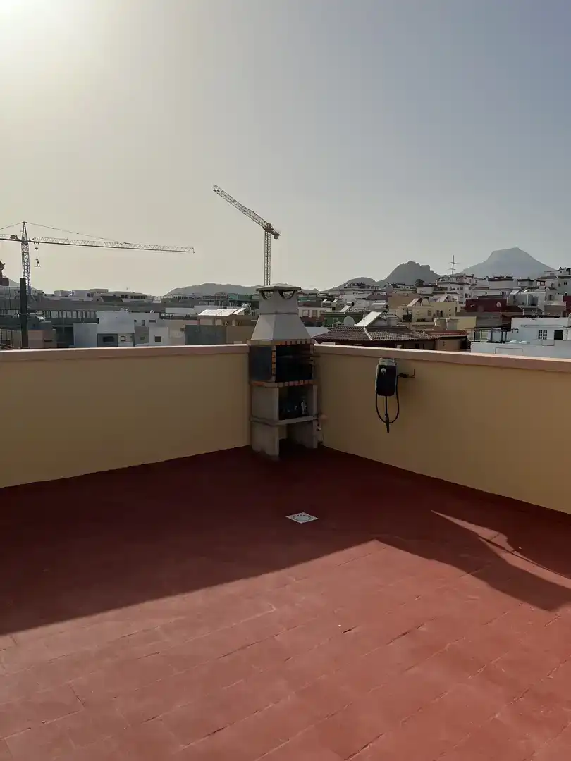 Terraza de Ático en venta en Arona con Aire acondicionado, Piscina y Balcón