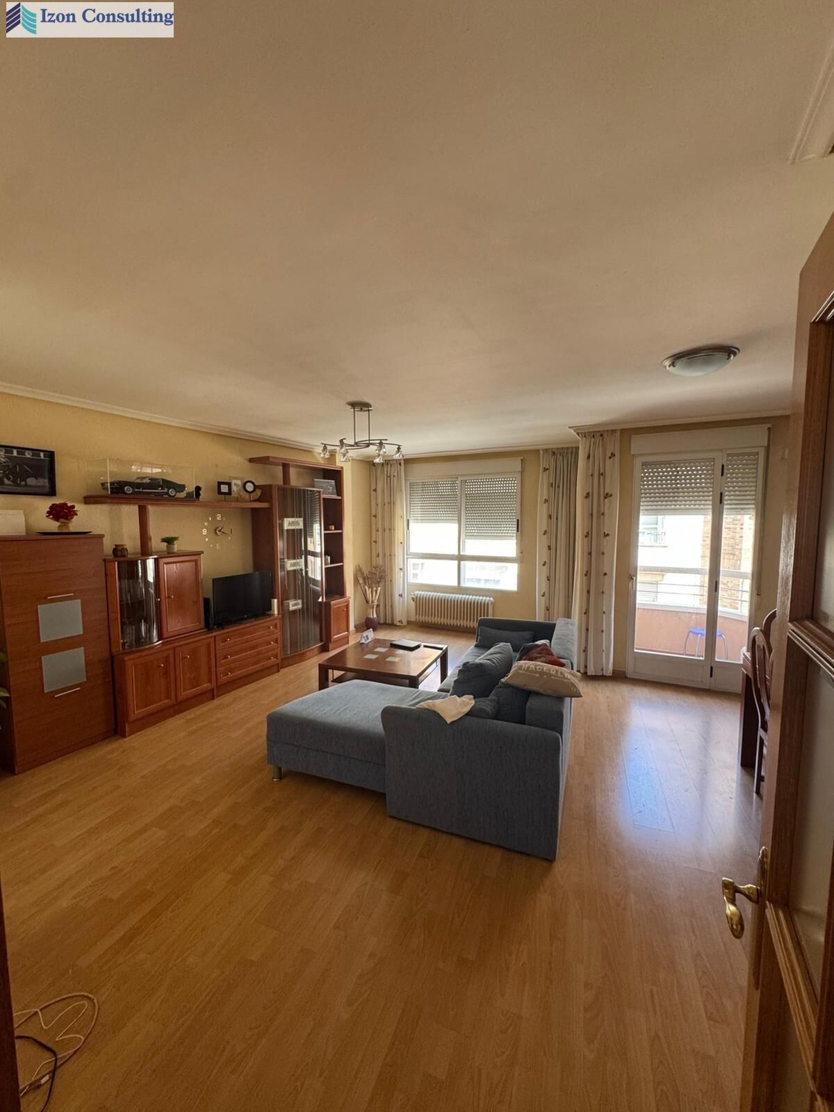 Living room of Flat to rent in  Albacete Capital  with Air Conditioner, Heating and Balcony