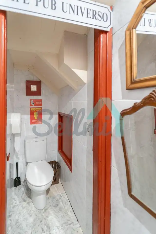 Badezimmer von Gebäude zum Verkauf in Nava